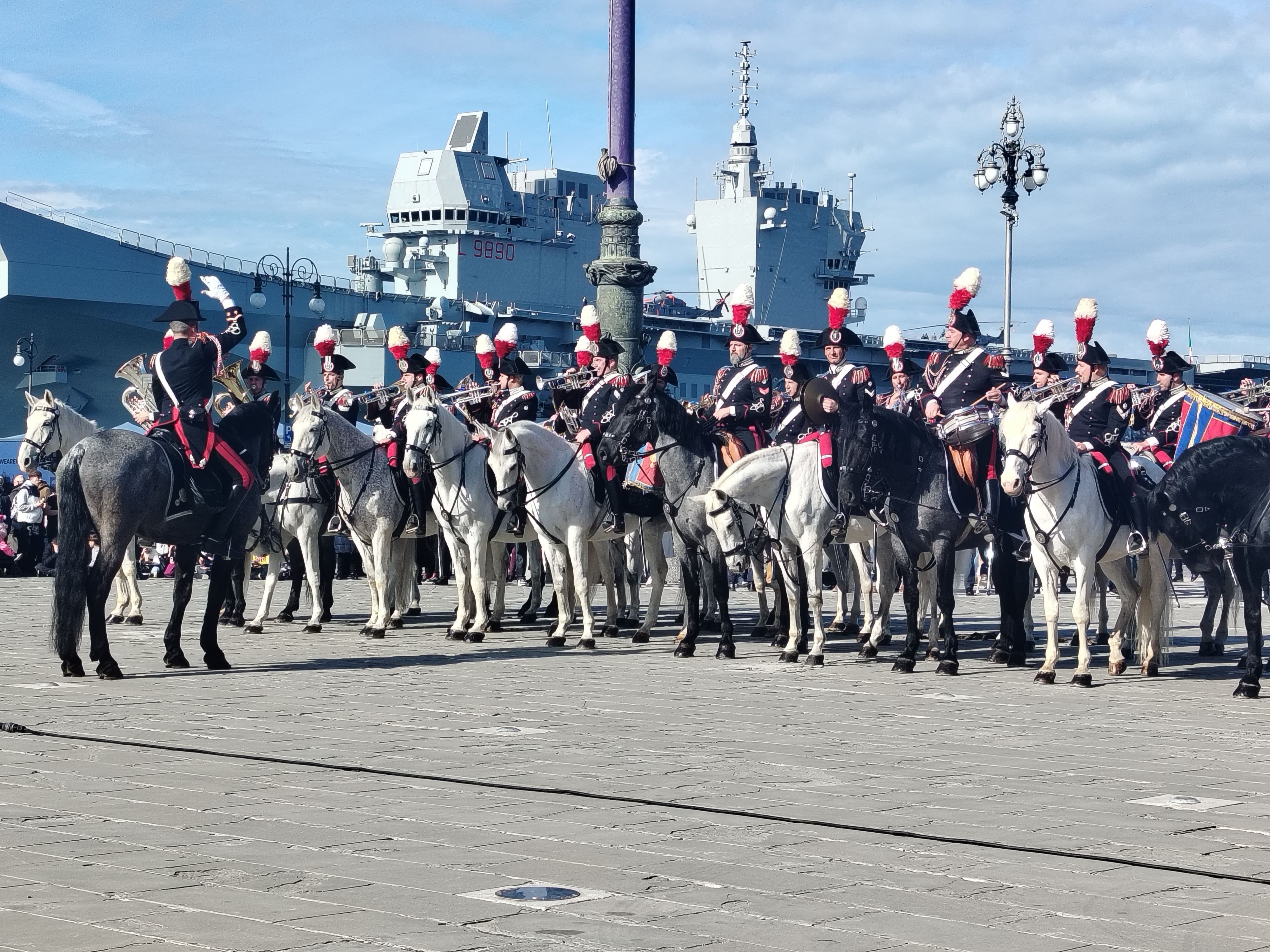 VESPUCCI. BORDIN A CONCERTO FANFARA CARABINIERI: OMAGGIO A TS E FVG